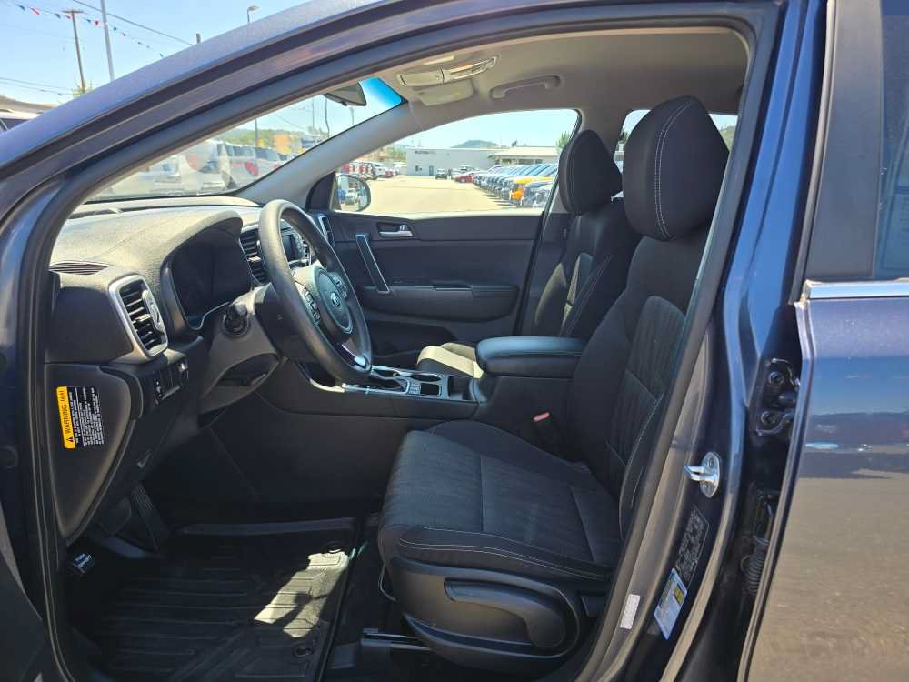 Used 2017 Kia Sportage LX AWD/4WD image 9