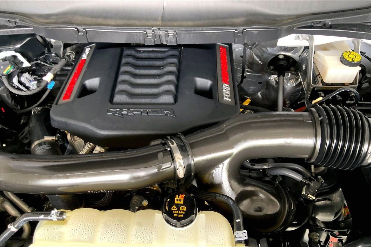 Certified 2024 Ford F150 Raptor AWD/4WD image 32