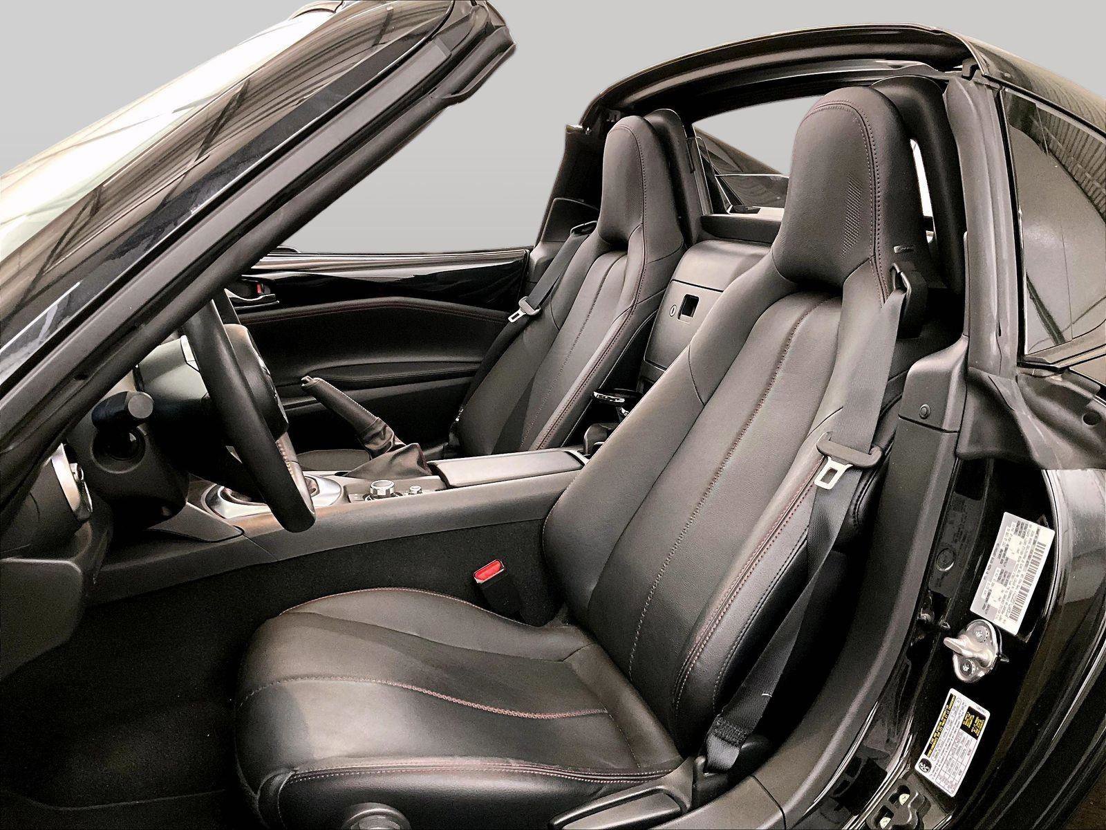 Used 2018 MAZDA MX-5 Miata RF Grand Touring RWD image 24