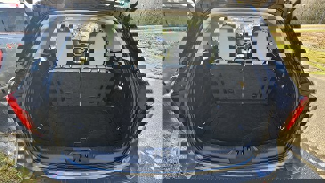 Certified 2025 Ford Explorer Active w/ Active Comfort Package image 18