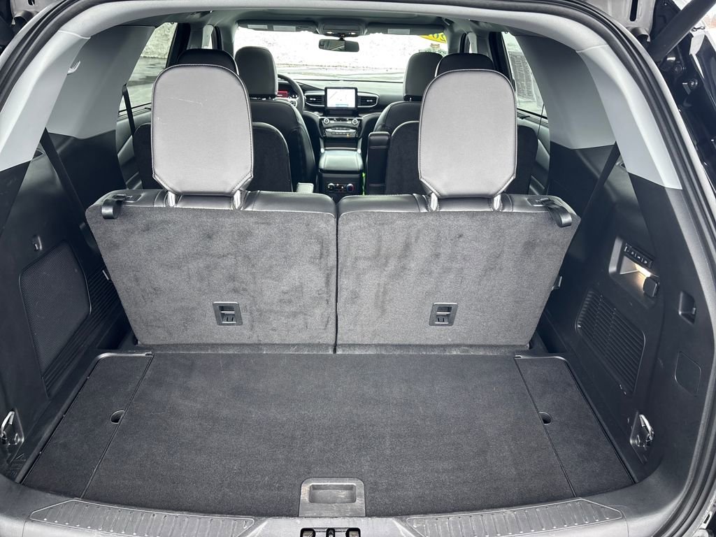 Certified 2023 Ford Explorer Limited w/ Equipment Group 301A image 28