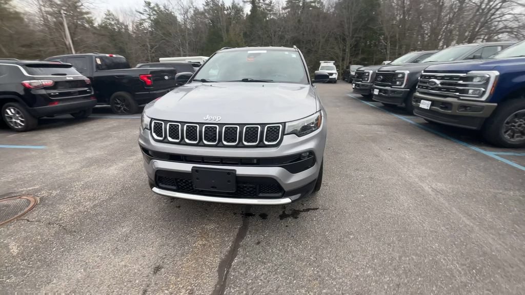 Used 2023 Jeep Compass Limited w/ Elite Group AWD/4WD image 14