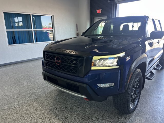 Used 2023 Nissan Frontier PRO-4X w/ Pro-4X Premium Package AWD/4WD image 2