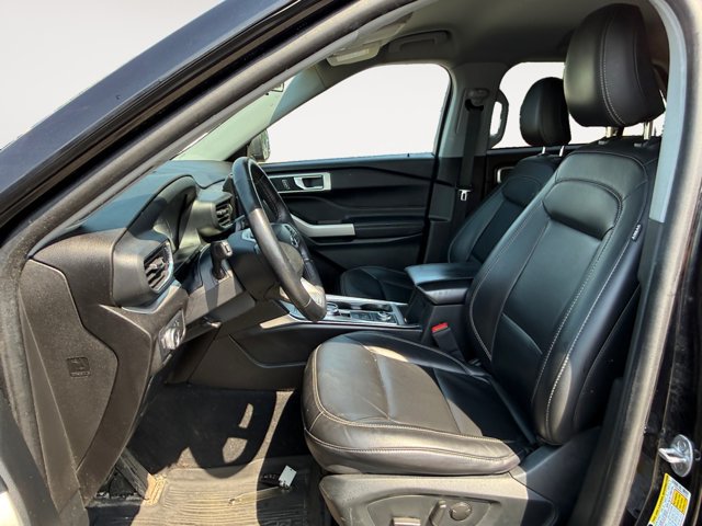 Certified 2022 Ford Explorer XLT w/ Equipment Group 202A AWD/4WD image 12