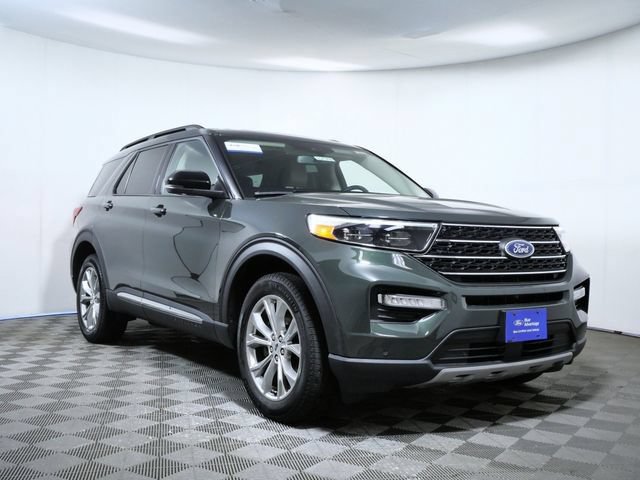 Certified 2024 Ford Explorer XLT w/ Equipment Group 202A
