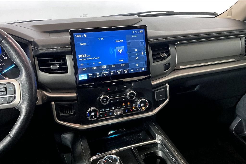 Certified 2022 Ford Expedition XLT RWD image 5