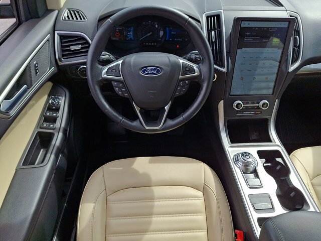 Certified 2023 Ford Edge SEL w/ Convenience Package AWD/4WD image 12