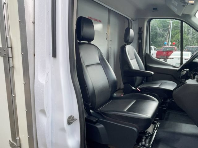 Certified 2023 Ford Transit 350 DRW RWD image 25
