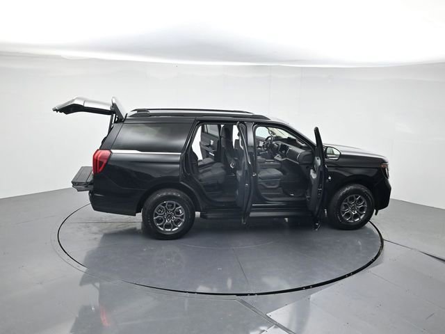 Certified 2025 Ford Expedition Active RWD image 46