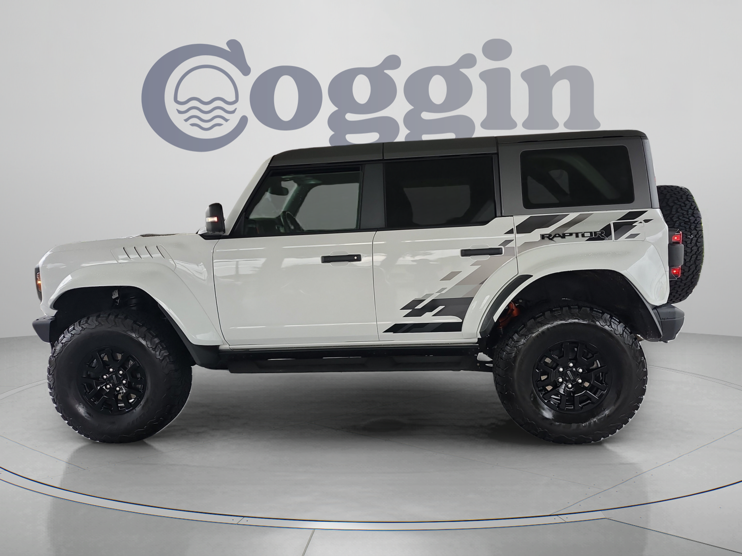 Certified 2024 Ford Bronco Raptor w/ Interior Carbon Fiber Pack 6 AWD/4WD image 2
