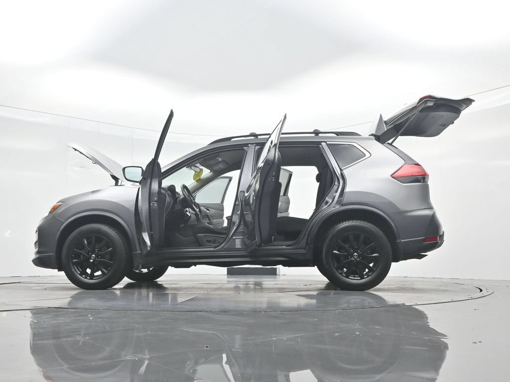 Used 2017 Nissan Rogue SV w/ Midnight Edition Package AWD/4WD image 53