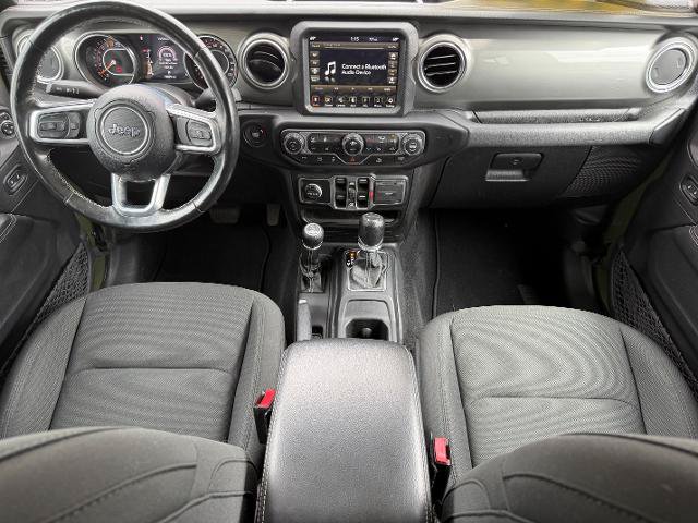 Used 2021 Jeep Gladiator Overland AWD/4WD image 9