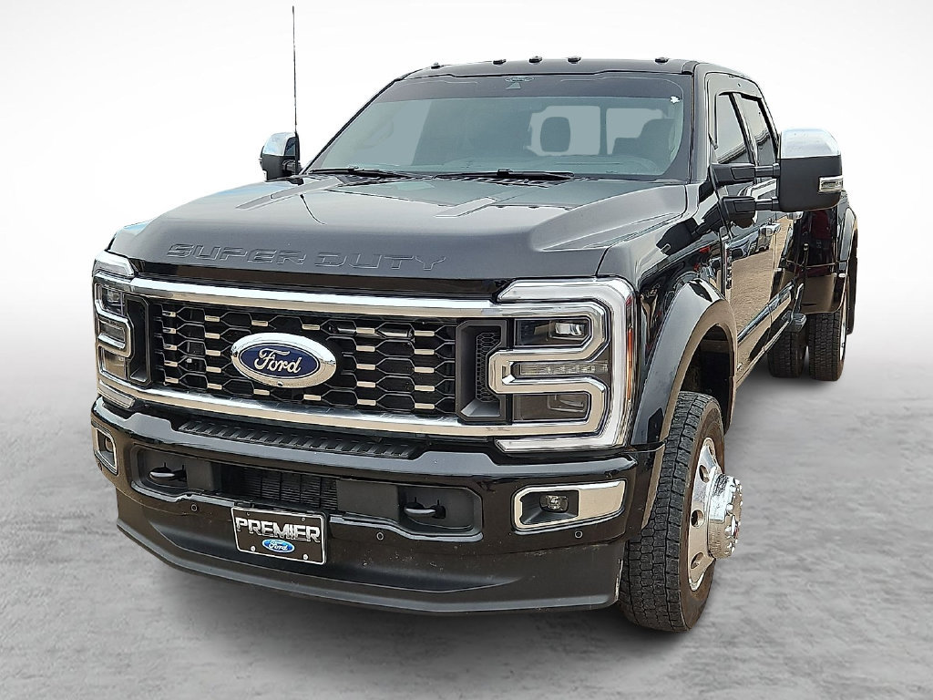 Certified 2026 Ford F450 Platinum w/ Platinum Plus Package AWD/4WD image 4
