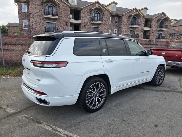 Used 2023 Jeep Grand Cherokee L Summit image 4