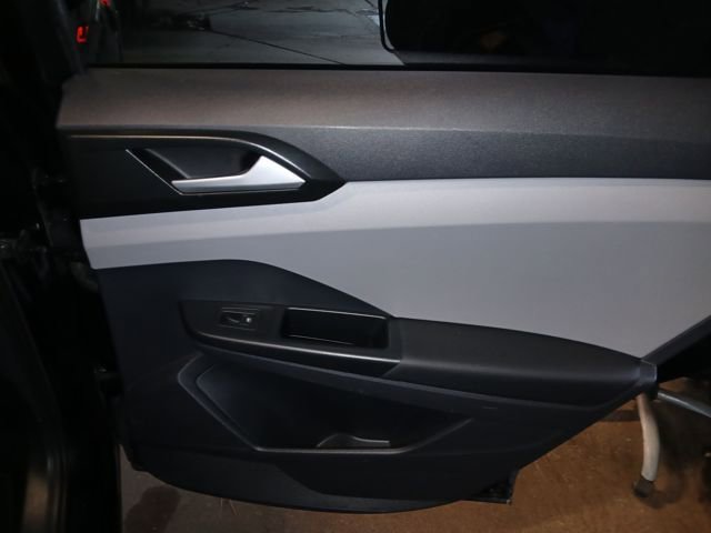 Used 2022 Volkswagen Taos S image 39