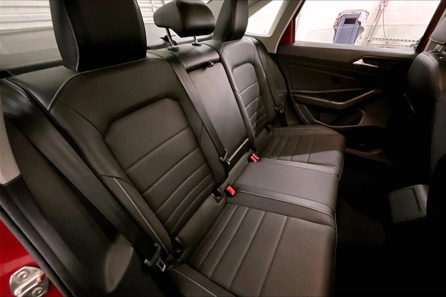 Used 2022 Volkswagen Jetta SE image 26