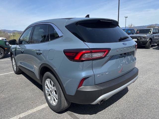 Certified 2024 Ford Escape Active AWD/4WD image 5