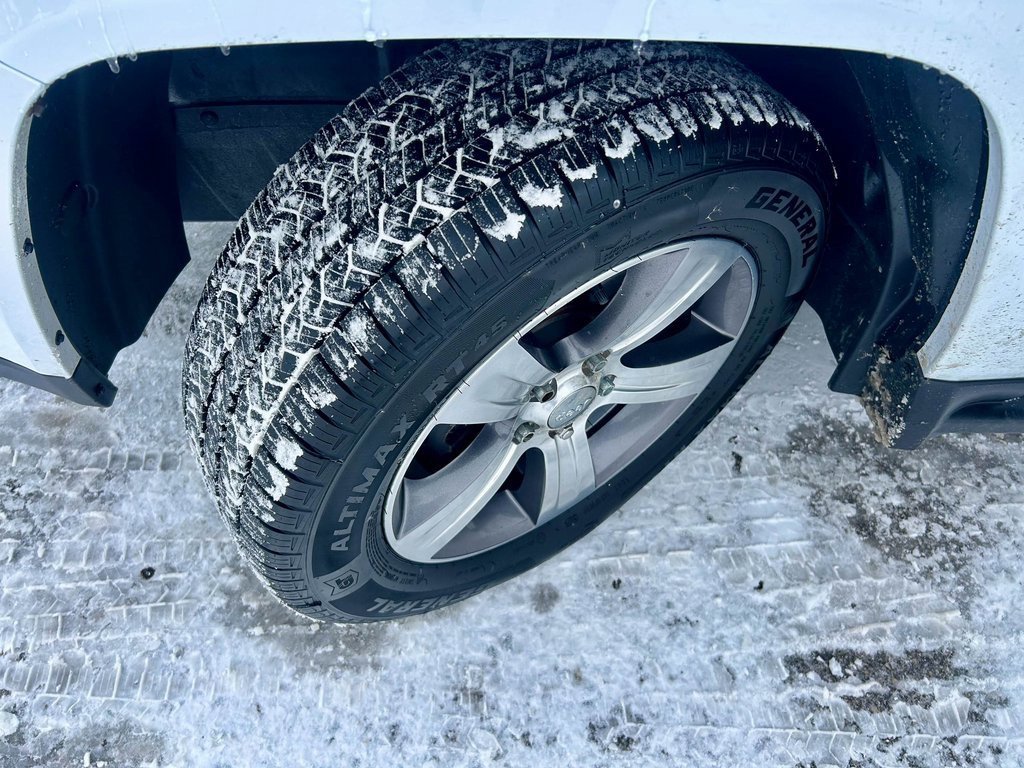 Used 2017 Jeep Compass High Altitude image 31