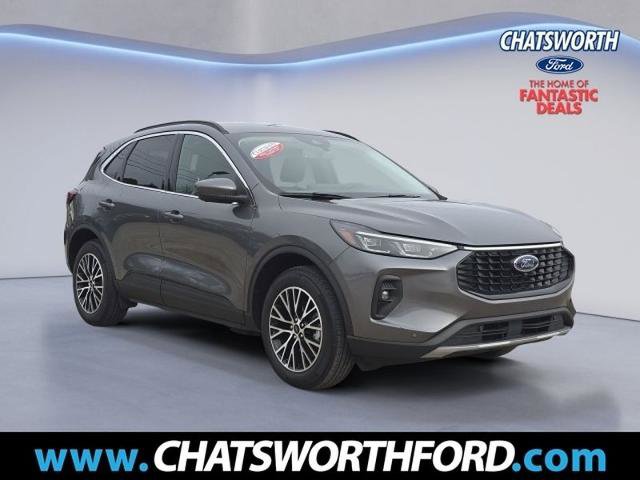 Certified 2025 Ford Escape SE w/ PHEV Premium Package