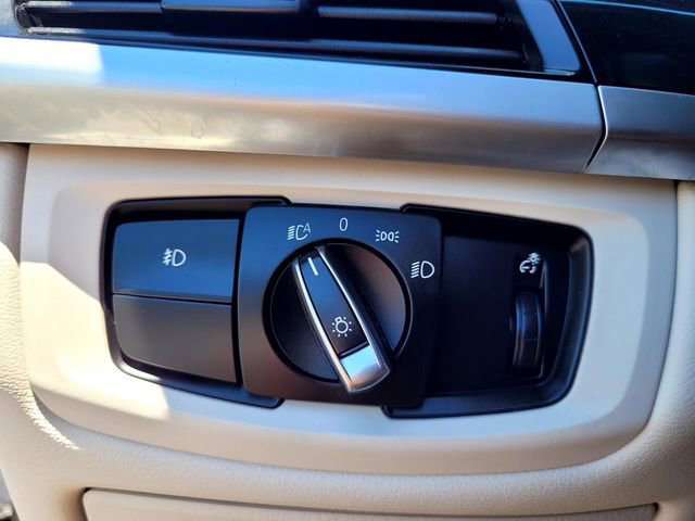 Used 2018 BMW X5 sDrive35i w/ Driving Assistance Package RWD image 16