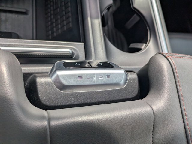 Certified 2025 Ford Expedition Active image 26