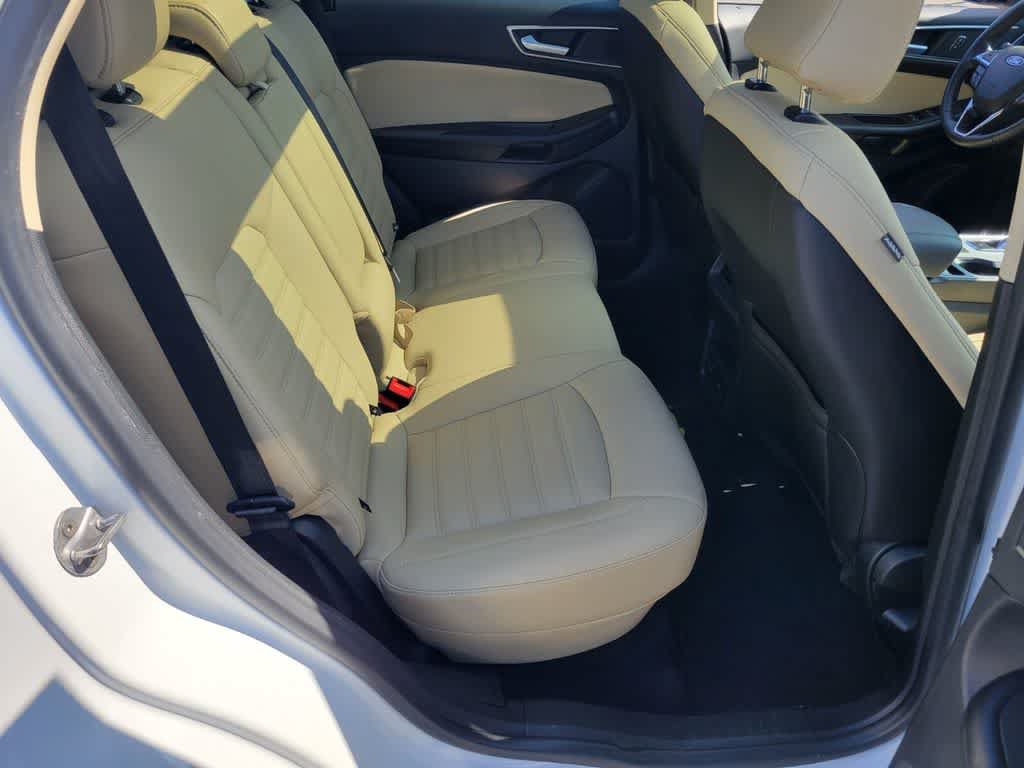 Certified 2022 Ford Edge SEL w/ Convenience Package AWD/4WD image 15