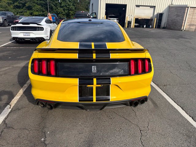 Certified 2017 Ford Mustang Shelby GT350 RWD image 4