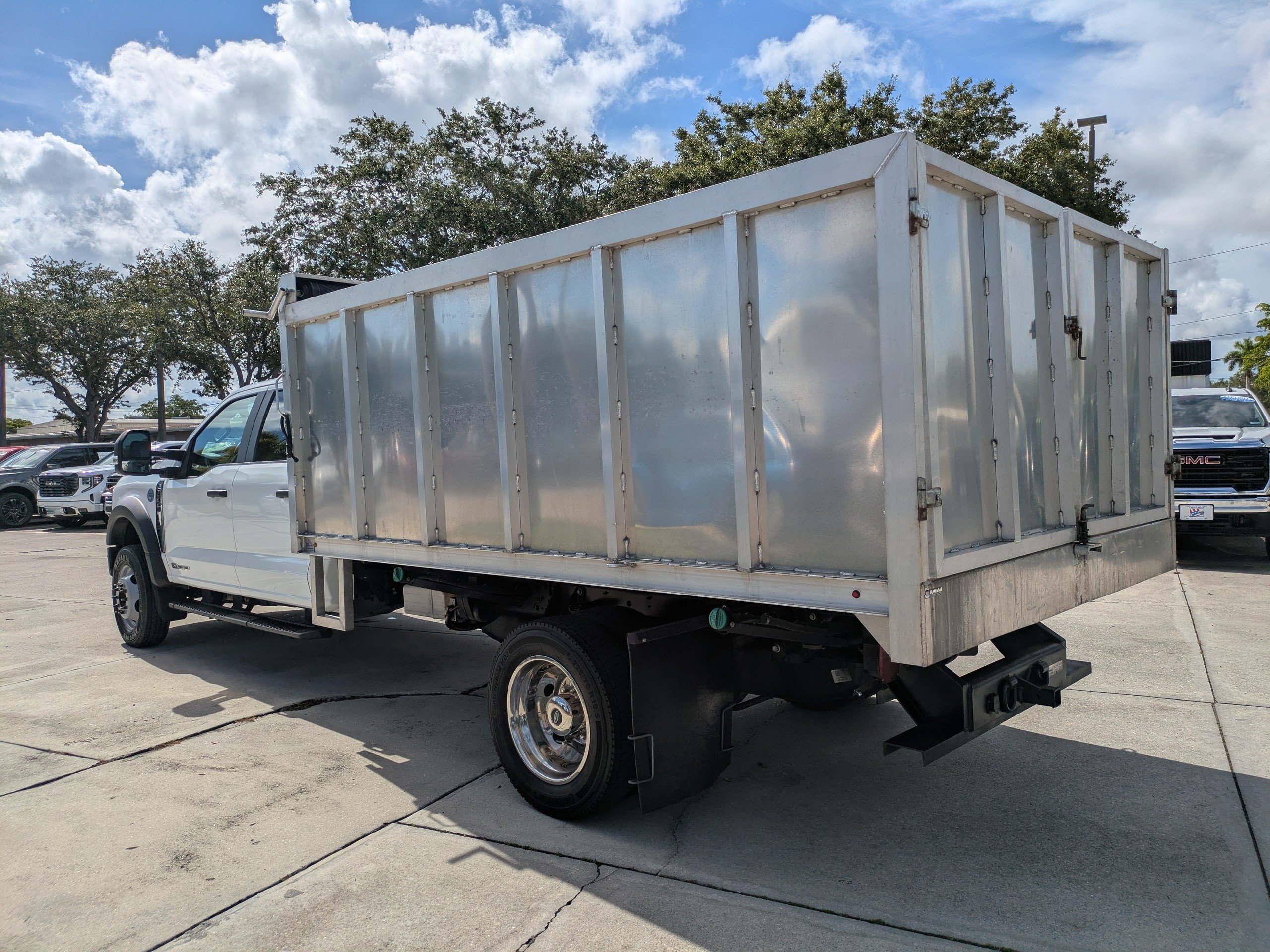 Certified 2023 Ford F550 4x4 Crew Cab Super Duty image 6