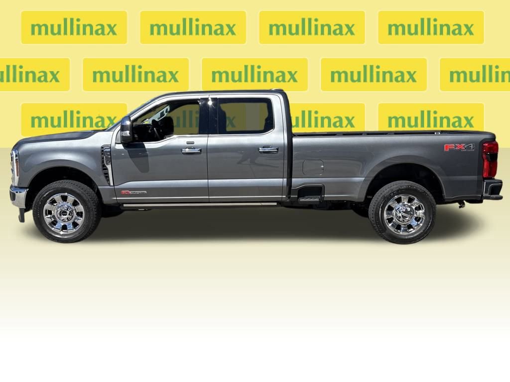 Certified 2025 Ford F350 Lariat w/ Lariat Ultimate Package image 5