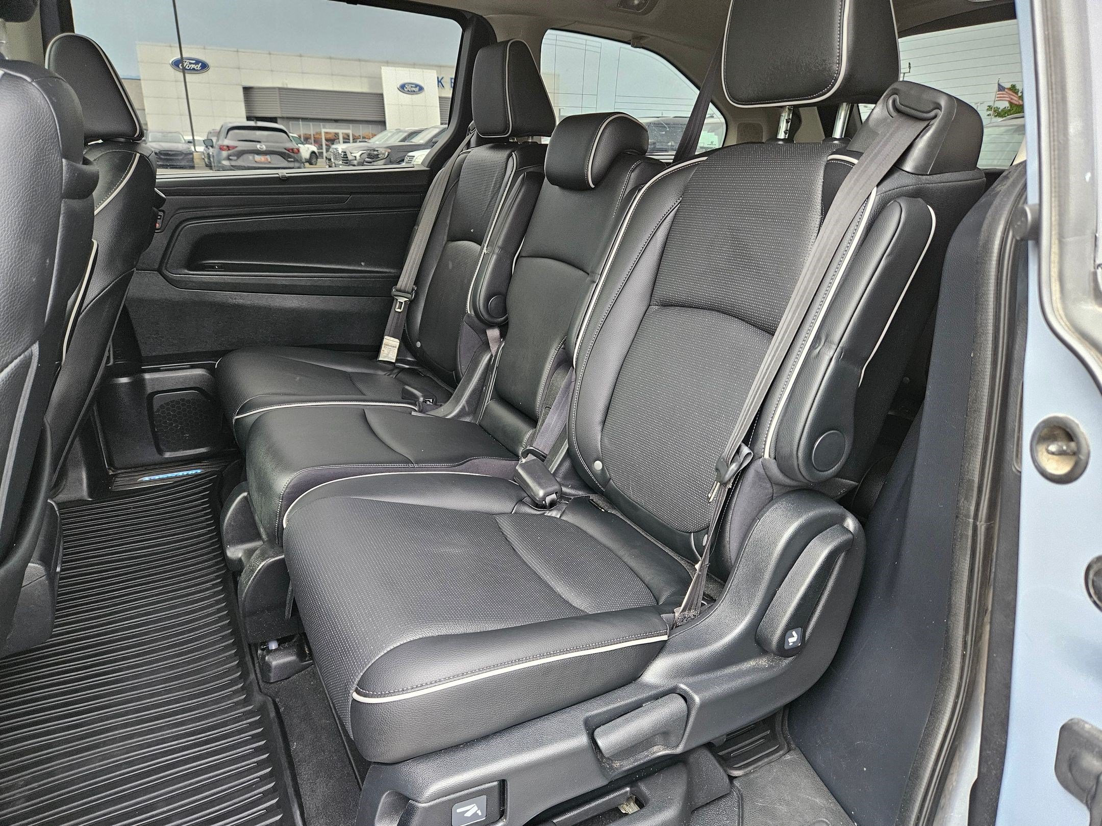 Used 2025 Honda Odyssey Elite image 29