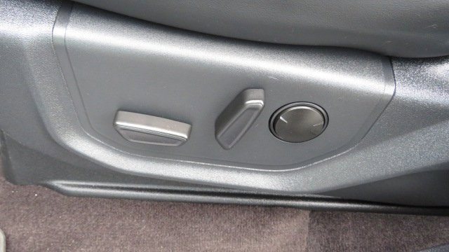 Certified 2022 Ford Expedition XLT image 18