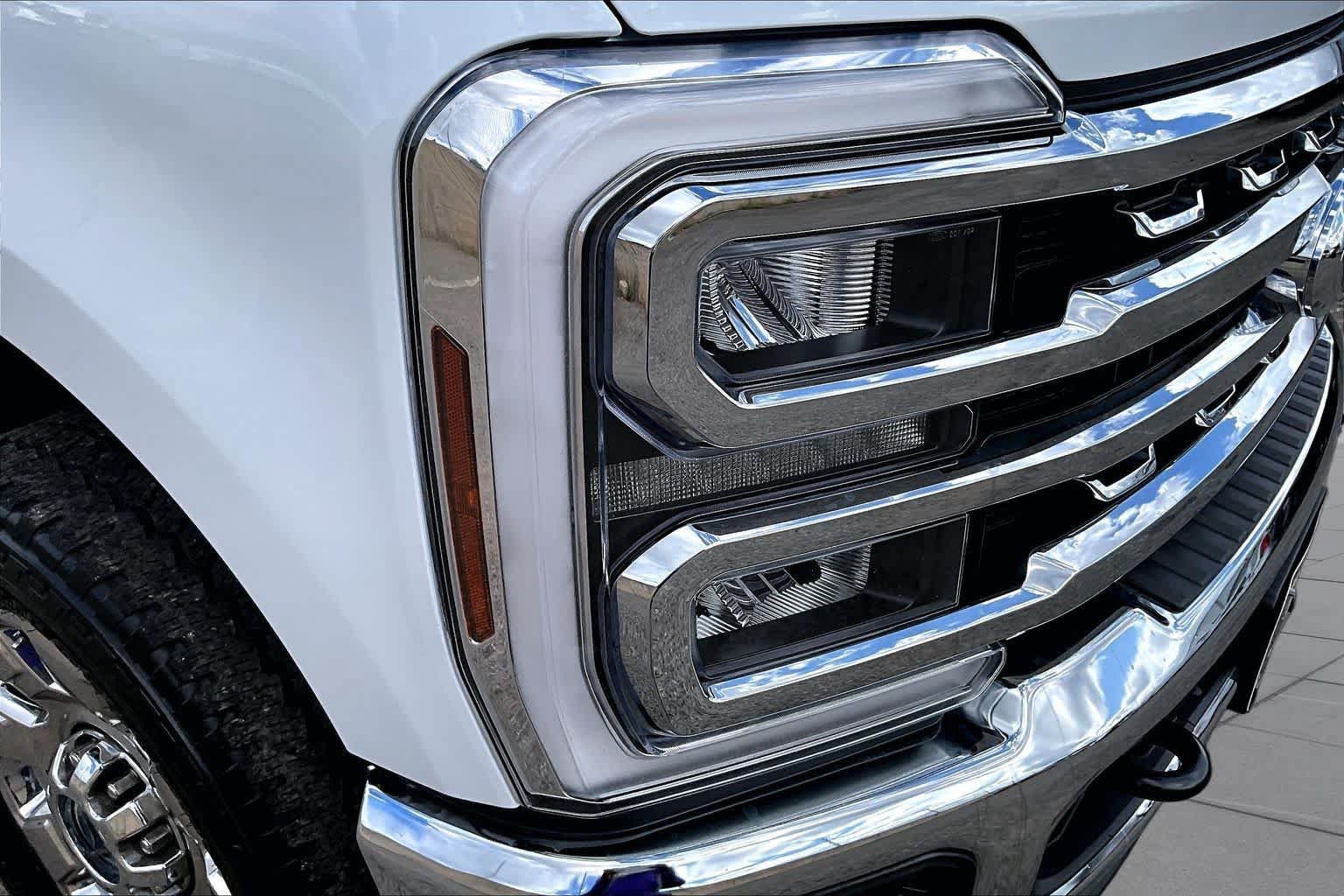 Certified 2025 Ford F250 Lariat w/ Chrome Package AWD/4WD image 27