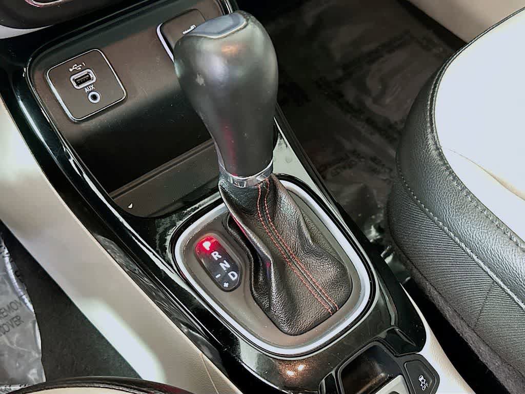 Used 2021 Jeep Compass Limited FWD image 19