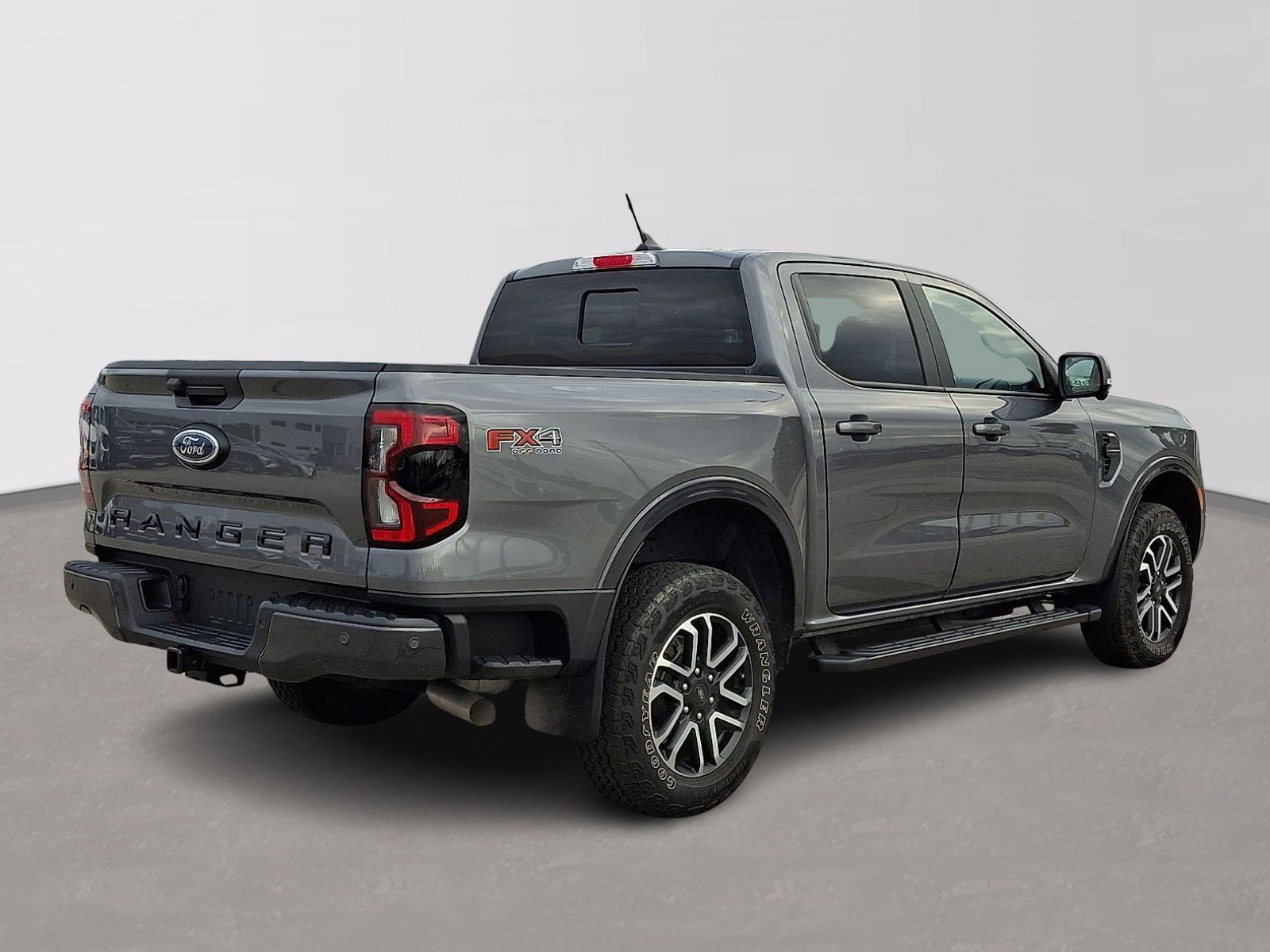 Certified 2024 Ford Ranger Lariat w/ FX4 Off-Road Package AWD/4WD image 6