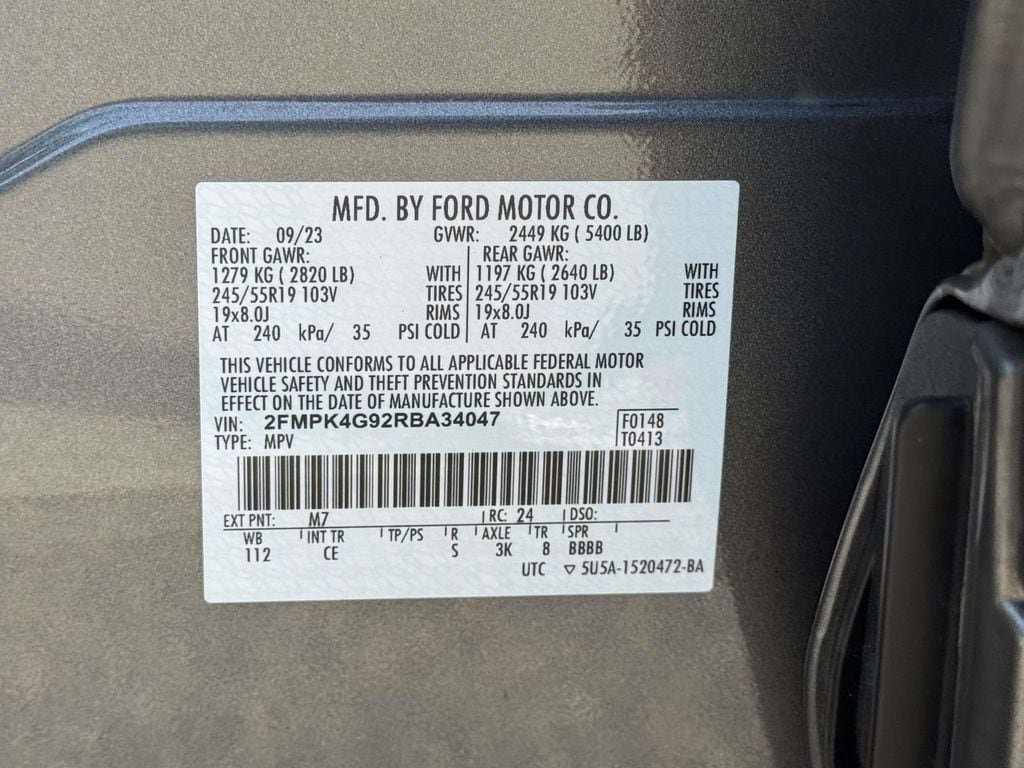 Certified 2024 Ford Edge SE w/ Black Appearance Package AWD/4WD image 28