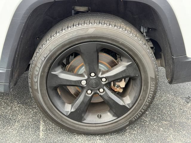 Used 2021 Jeep Grand Cherokee L Laredo AWD/4WD image 34