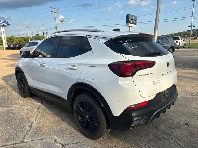 Used 2024 Buick Encore GX Sport Touring w/ Comfort Package FWD image 3