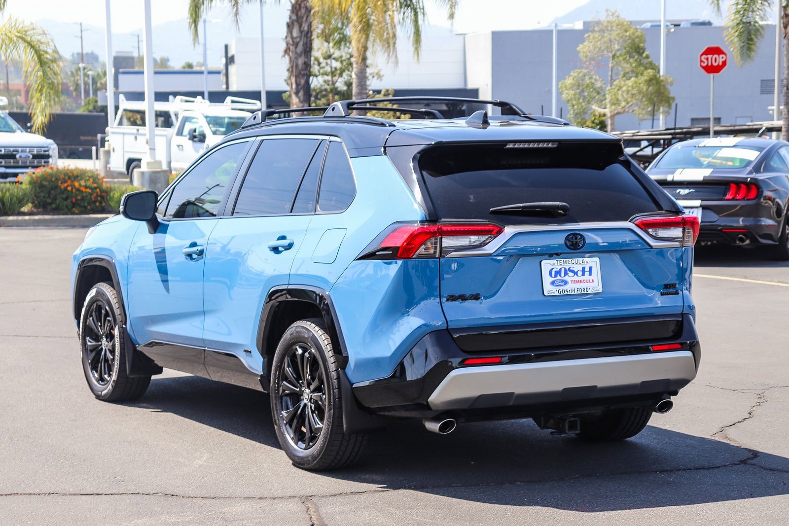 Used 2023 Toyota RAV4 XSE AWD/4WD image 6