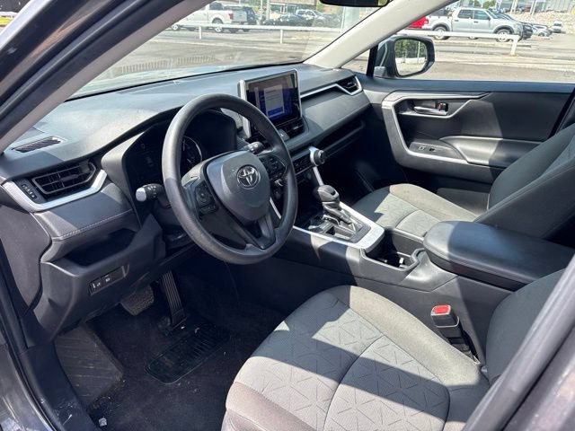 Used 2024 Toyota RAV4 XLE FWD image 6