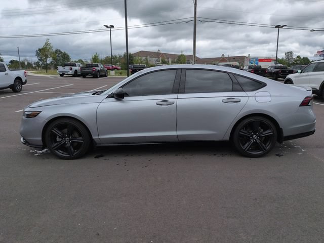 Used 2023 Honda Accord Sport image 4