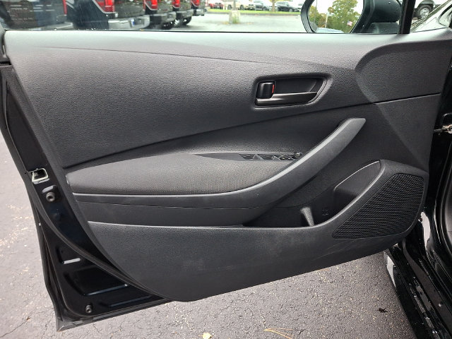 Used 2024 Toyota Corolla LE FWD image 13