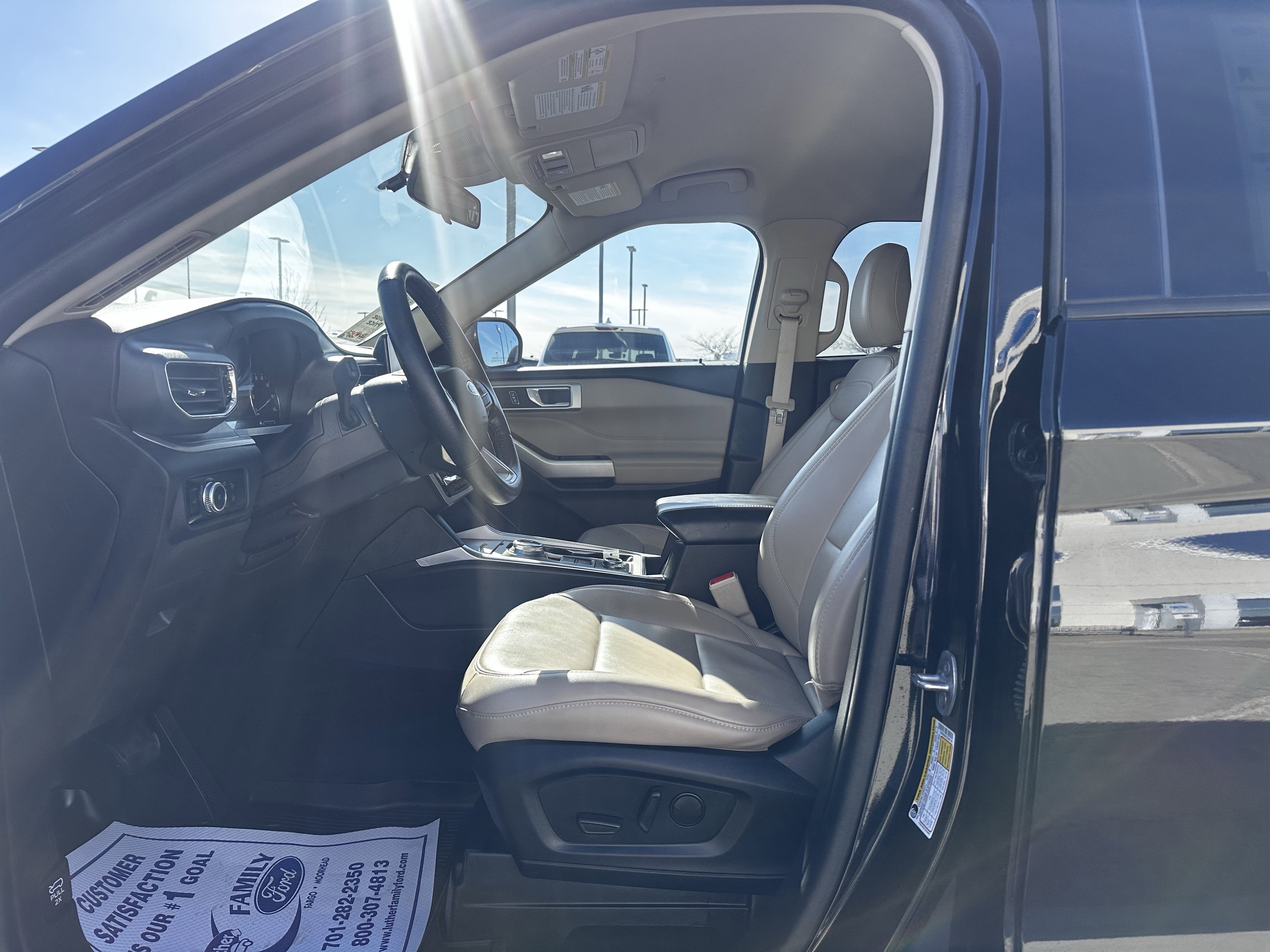 Certified 2023 Ford Explorer XLT w/ Equipment Group 202A AWD/4WD image 18