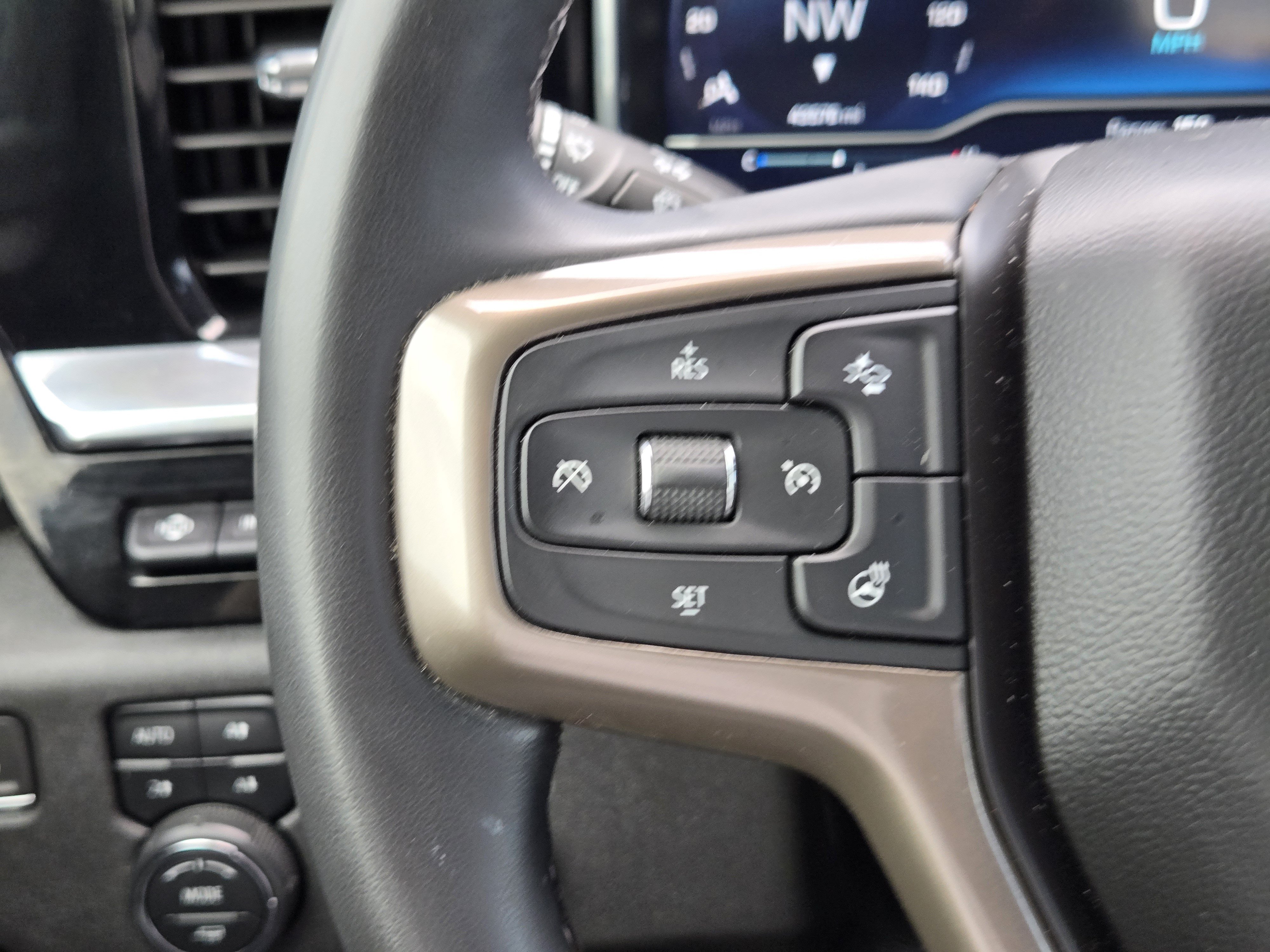 Used 2024 Chevrolet Silverado 2500 High Country w/ High Country Premium Package AWD/4WD image 30