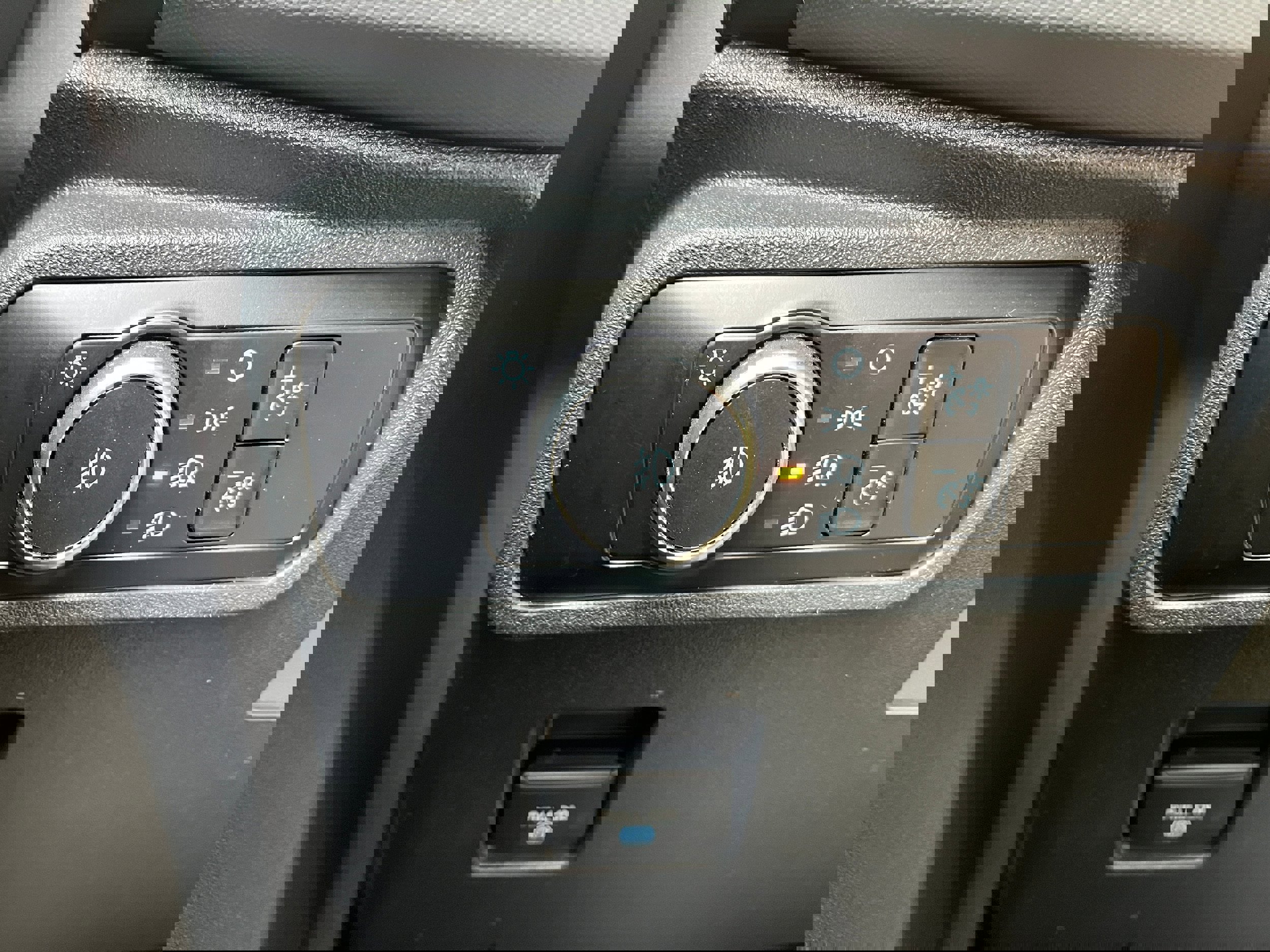 Certified 2024 Ford Bronco Big Bend image 23