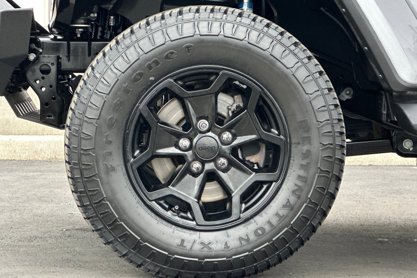 Used 2021 Jeep Gladiator Willys image 24