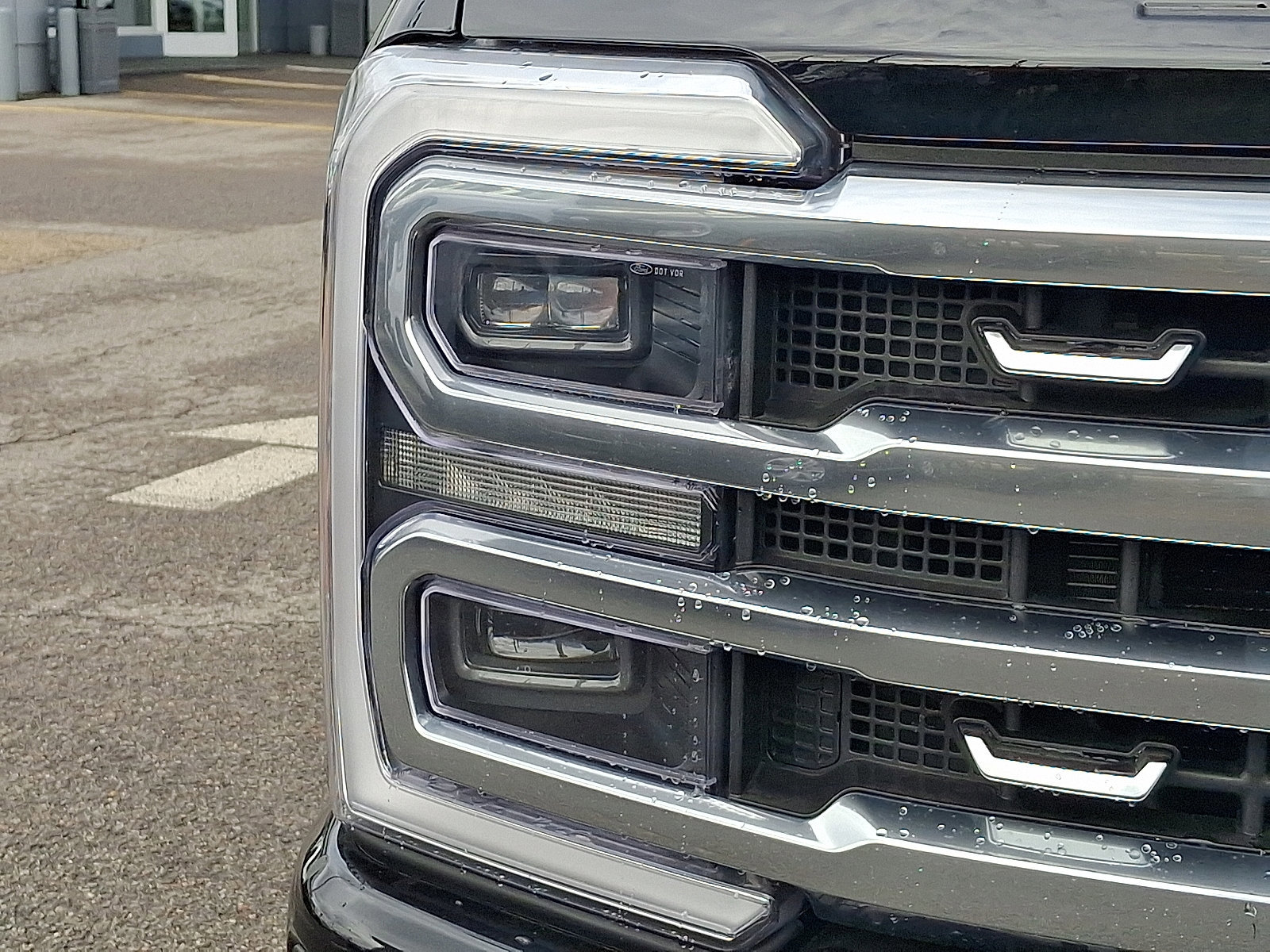 Certified 2024 Ford F250 Platinum w/ Tremor Off-Road Package image 9