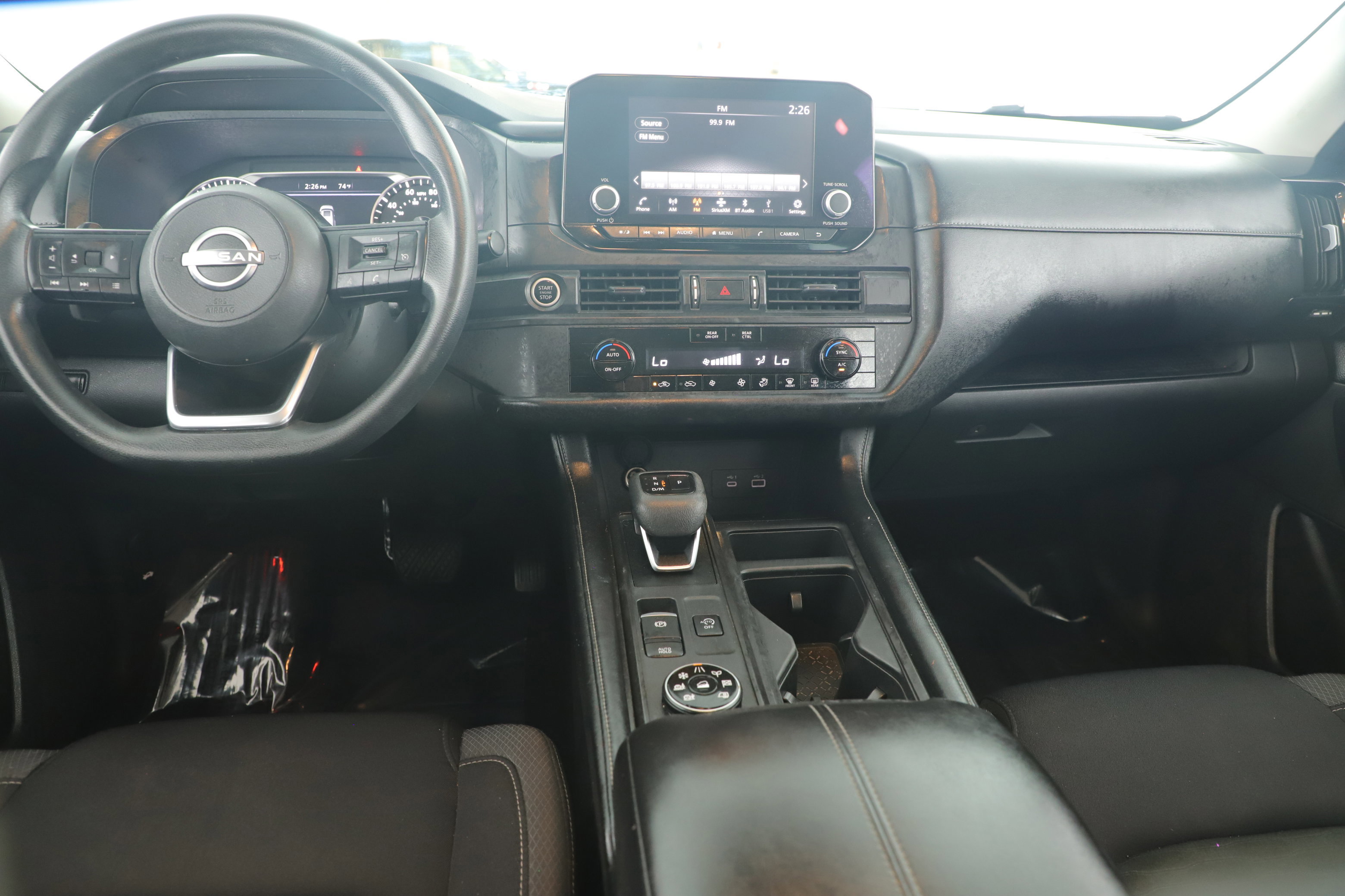 Used 2023 Nissan Pathfinder S image 20
