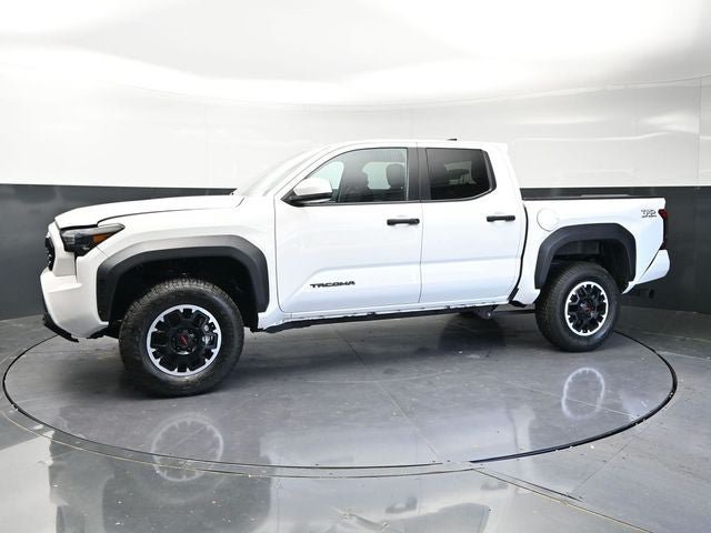 Used 2024 Toyota Tacoma TRD Off-Road AWD/4WD image 9