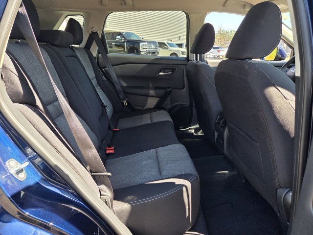 Used 2026 Nissan Rogue SV FWD image 17