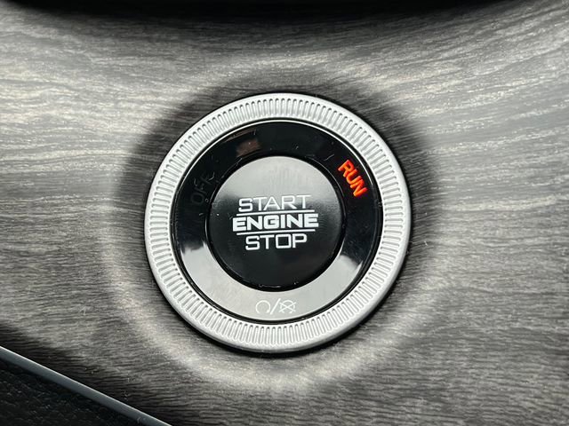 Used 2024 Jeep Grand Cherokee L Limited image 38